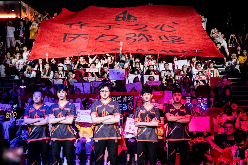 你上你也行？CSGO教练到底需要什么样的技能